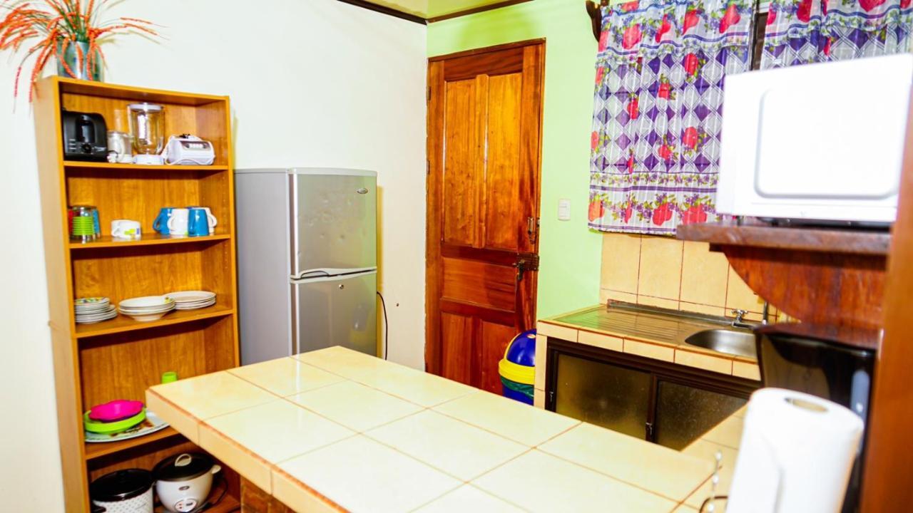 Cabinas Colibri La Fortuna Екстер'єр фото