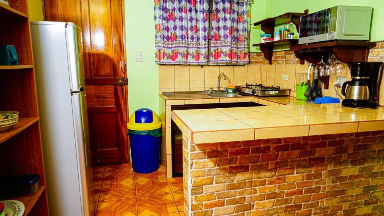 Cabinas Colibri La Fortuna Екстер'єр фото
