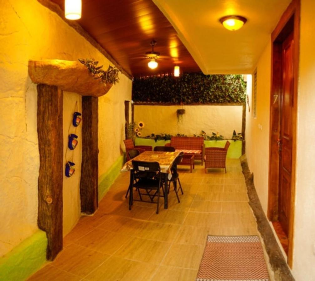 Cabinas Colibri La Fortuna Екстер'єр фото